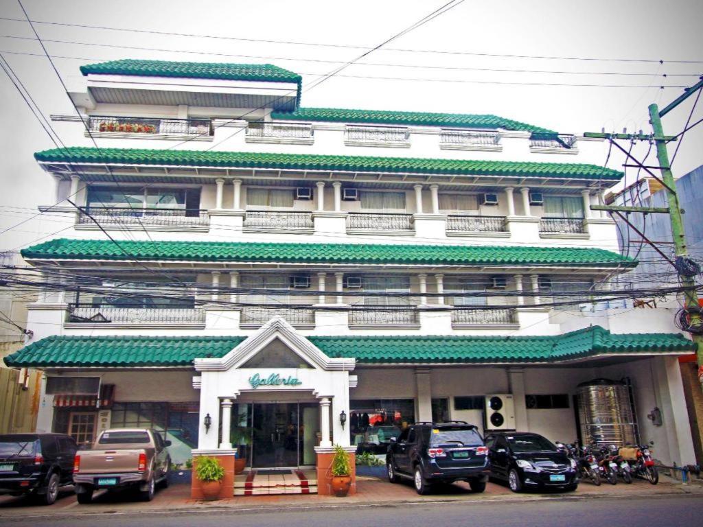 Hotel Galleria Davao Екстер'єр фото