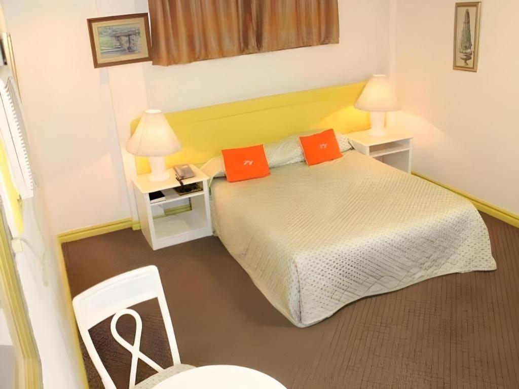 Hotel Galleria Davao Екстер'єр фото