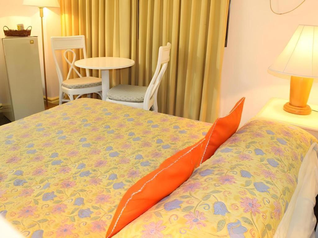 Hotel Galleria Davao Екстер'єр фото