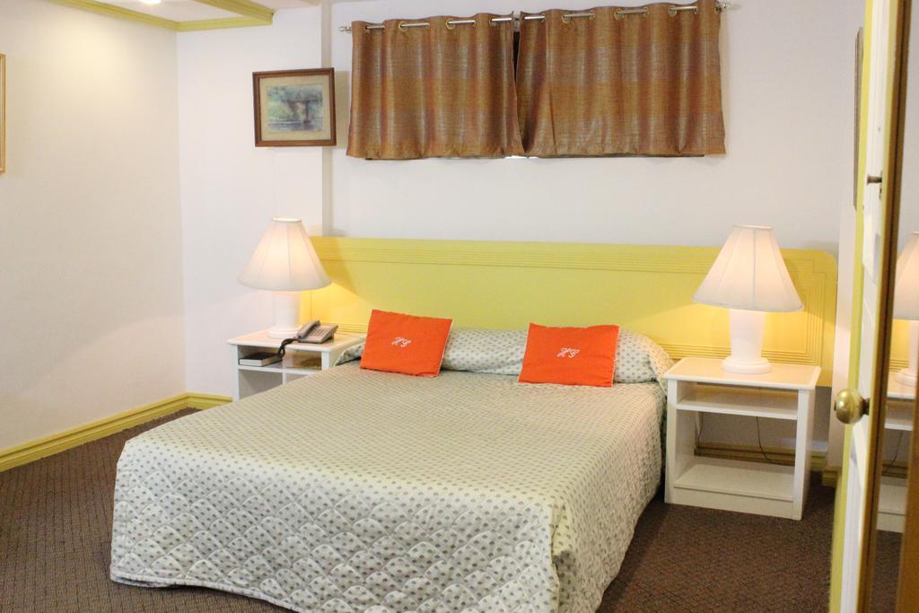 Hotel Galleria Davao Екстер'єр фото